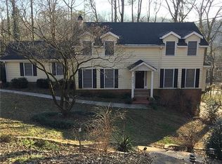4510 Huntridge Dr NE, Roswell, GA