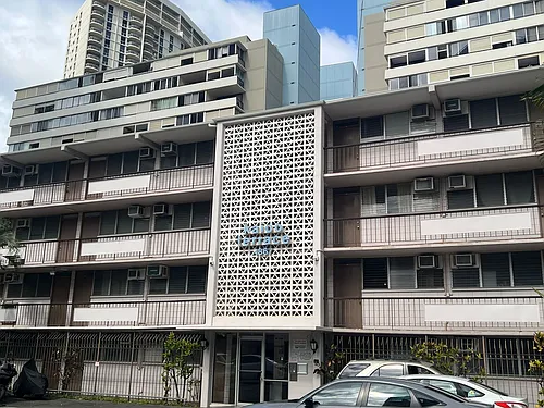 1867 Kaioo Dr #307 Photo 1