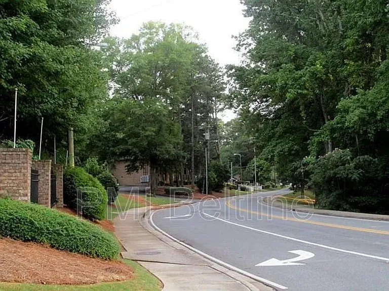 506 Williamson St SE — Photo 35