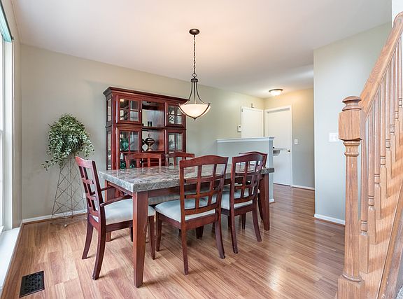 4th image of 1282 Old Mill Ln