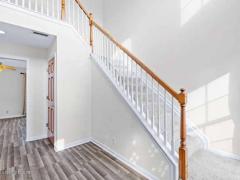 5001 Middlesex Dr — Photo 18