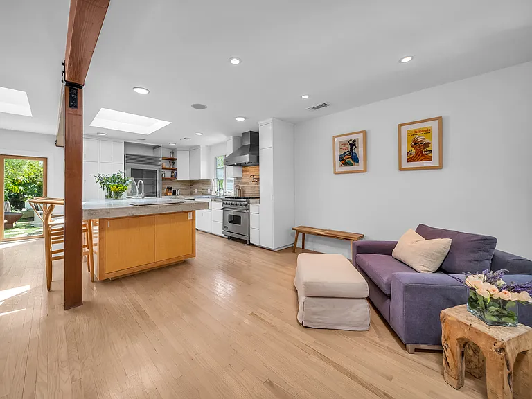 7844 Stewart Ave — Photo 6