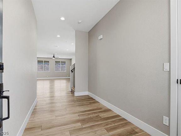 5th image of 729 N Milan St