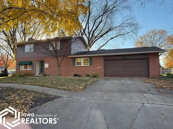 120 S Roan St, Algona, IA 50511