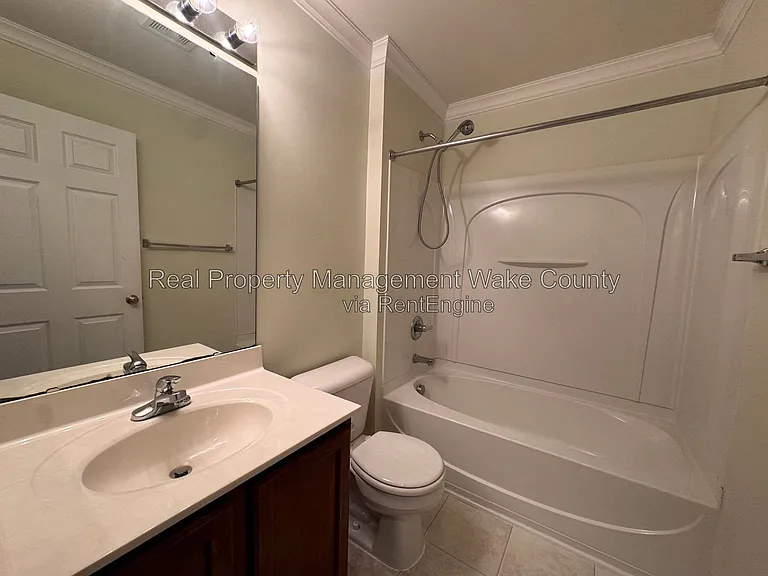 11701 Coppergate Dr #109 — Photo 20
