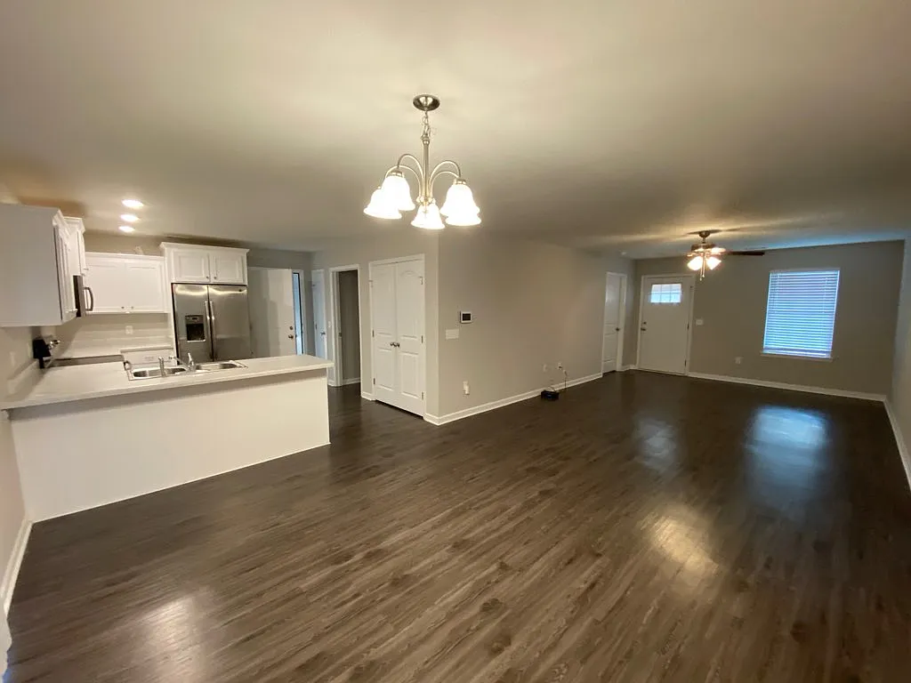 6033 Virginia Pines - - — Photo 2