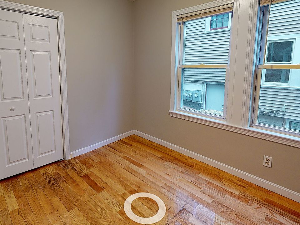 1-5 Edgar Terrace Room A
