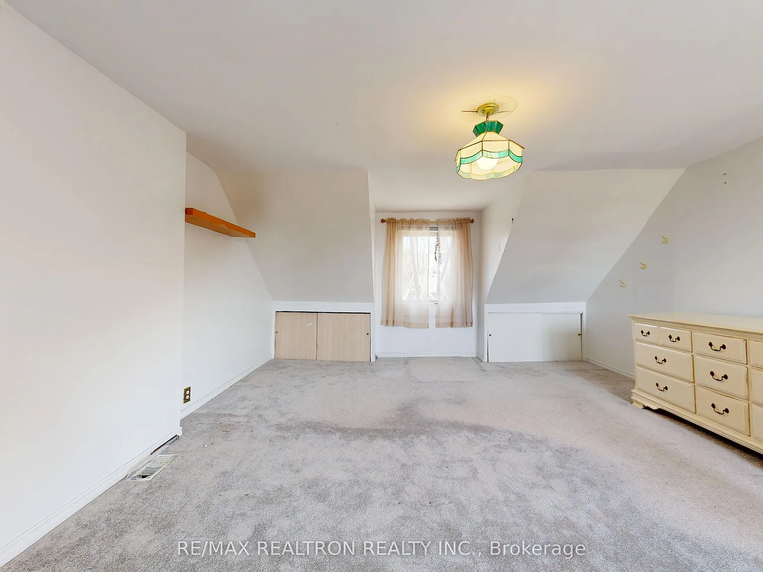 3 bed, $3,100 — Photo 3
