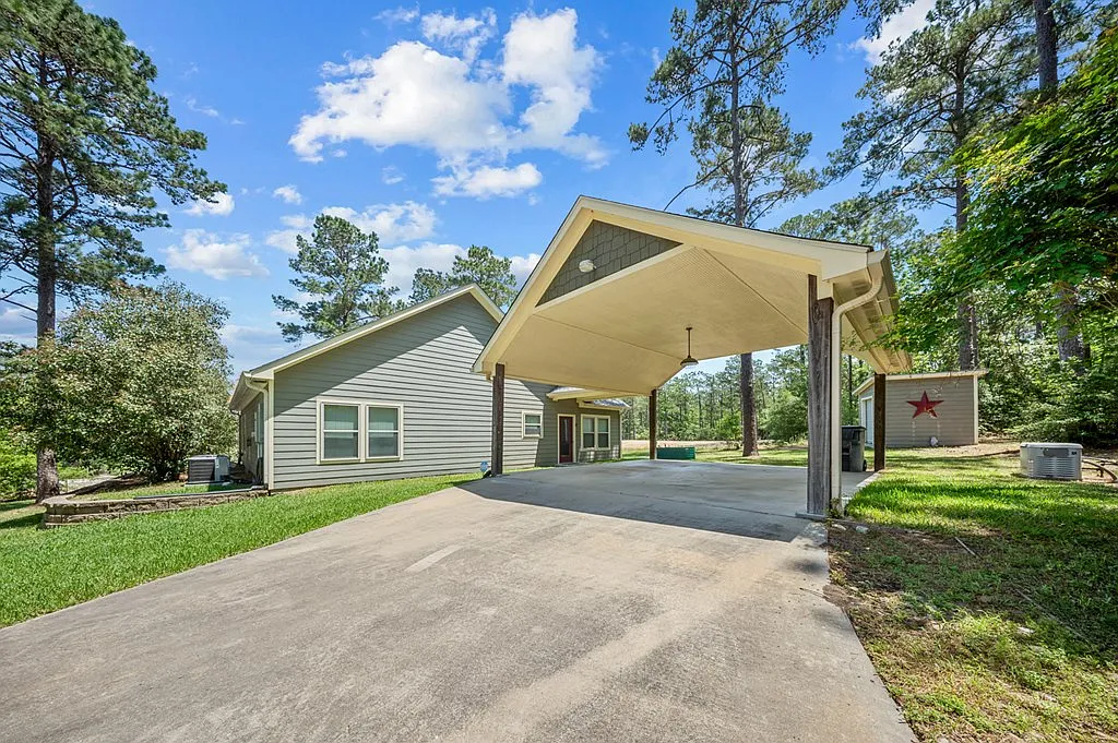2 bed, 2.0 bath, 1416 sqft, $2,300 — Photo 3