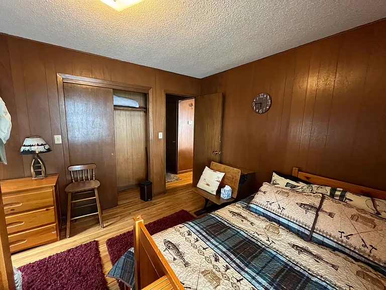 1038 S Lake Dr — Photo 11