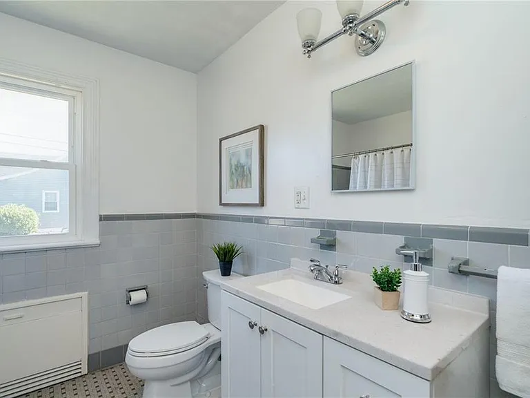 501 Sussex Dr #2 — Photo 15
