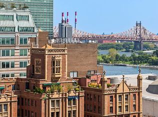 320 E 42nd St APT 2505, Manhattan, NY