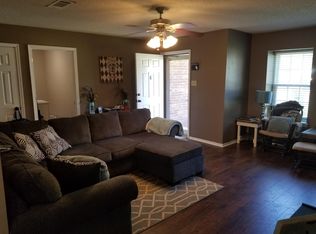 1704 Bryant Cir, Conway, AR 72034