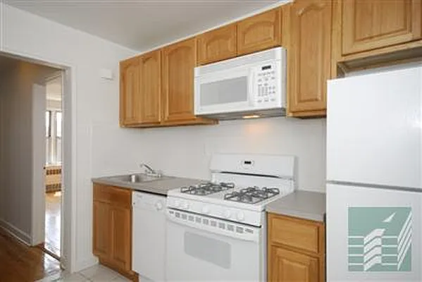 Rented by Argo Residential | media 7