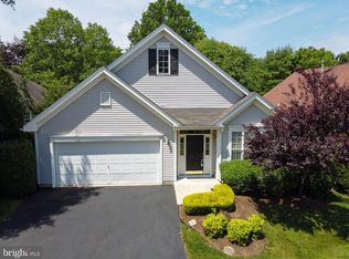 21 Honey Flower Dr, Trenton, NJ 08620