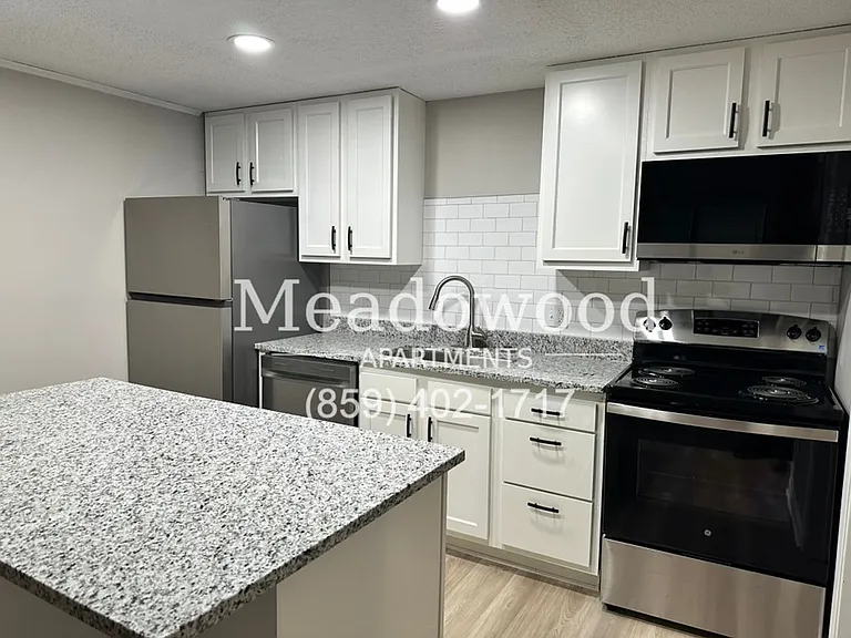 Meadowood Apartments — Photo 16