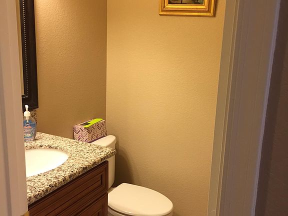 1/2 bath downstairs