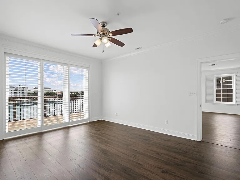 724 Harbor Blvd #202 — Photo 22