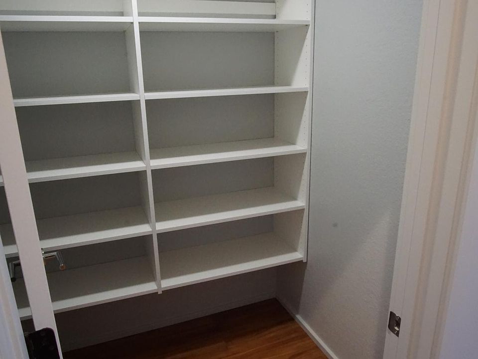 Custom Closets