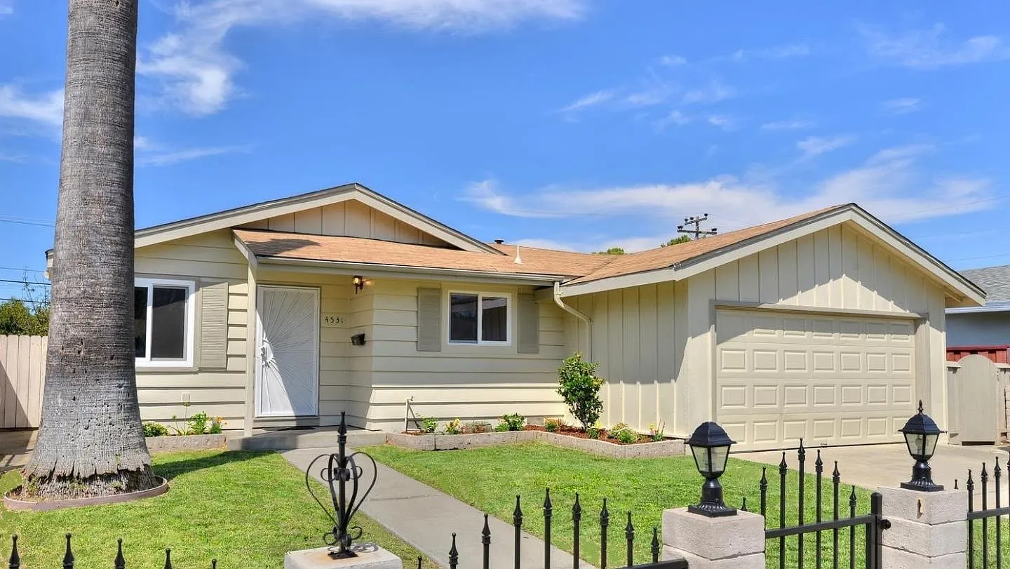 4531 Sloat Rd photo 1