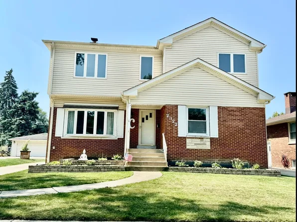 2322 Belleview Ave, Westchester, IL 60154