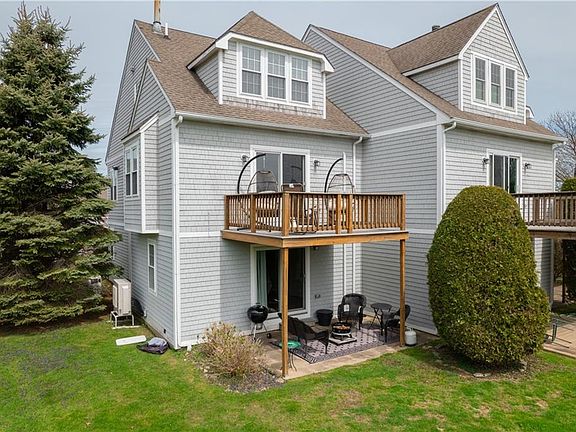 5th image of 203 Fairway Dr