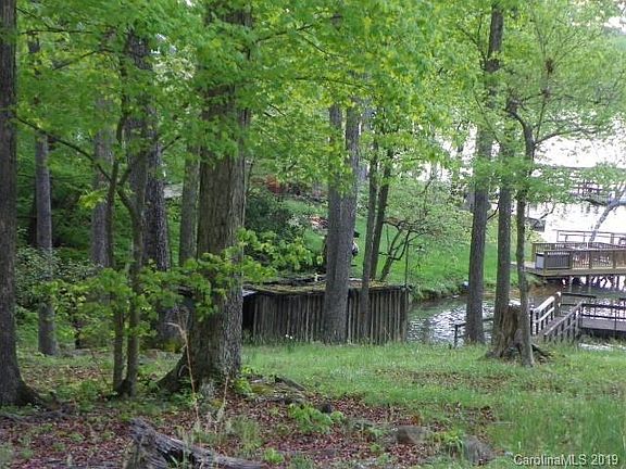 3rd image of 1370 Lake Shore Dr