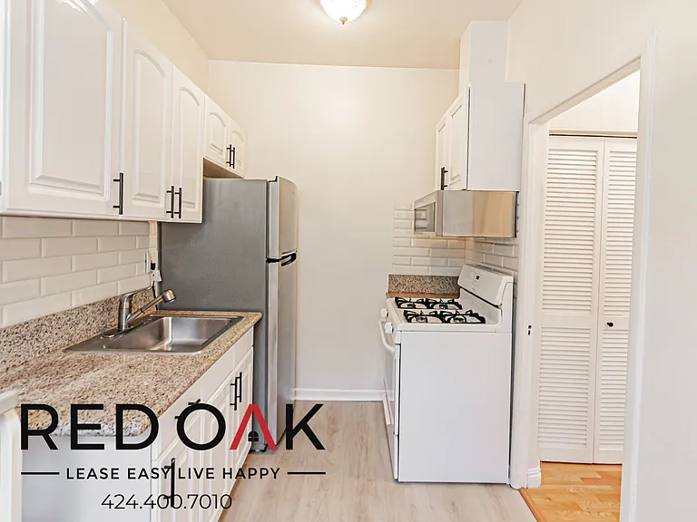 229 S Tower Dr #C — Photo 4