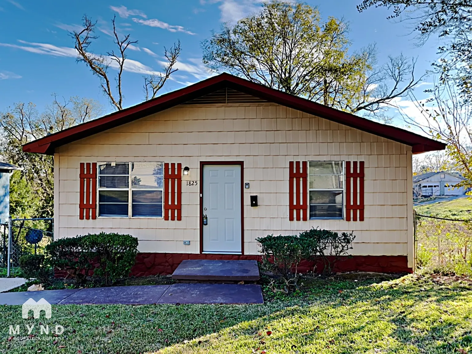4 bed, 2.0 bath, 1237 sqft, $1,170 — Photo 1