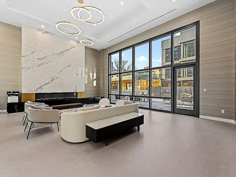 38-20 Parsons Blvd #618 — Photo 9