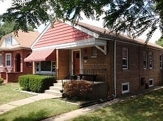 1st image of 2712 Burr Oak Ave