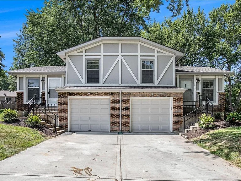 12820 S Blackfoot Dr — Photo 2