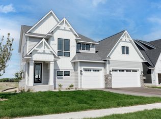 10140 Shadyview Ln NE, Maple Grove, MN 55311