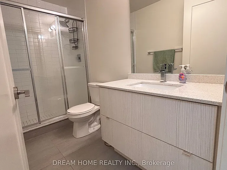 330 Richmond St W #816 — Photo 5