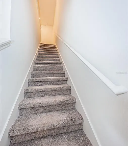8327 Crescent Oaks Dr — Photo 22