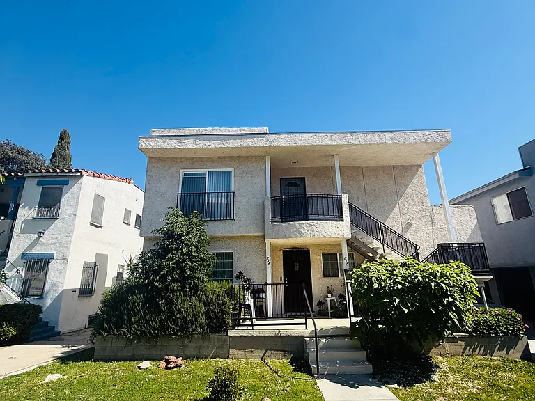 818 S Shenandoah St — Photo 1