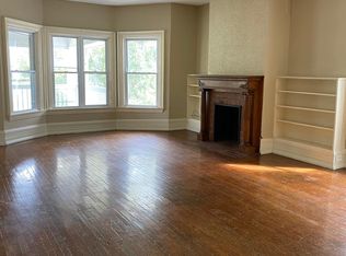 12 Colonial Cir APT 4, Buffalo, NY 14213