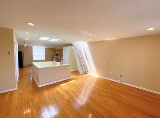 24 Front St #2, Chelsea, MA 02150