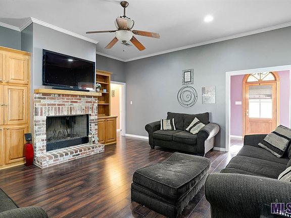 2nd image of 10625 White Pine Dr
