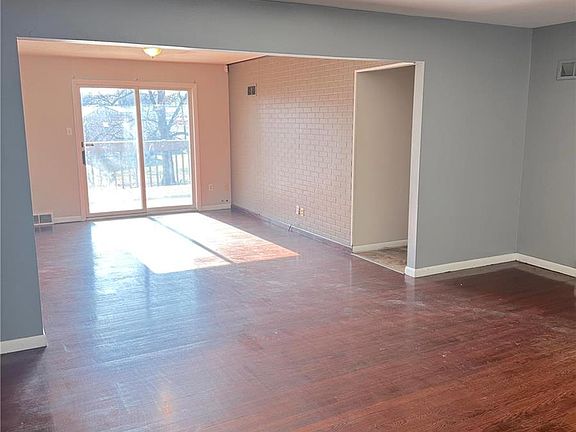 5th image of 11617 Norgate Dr