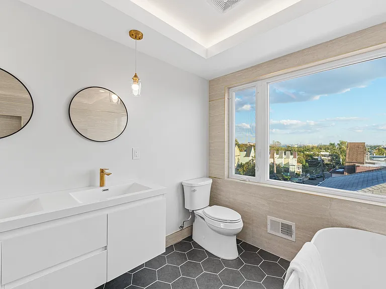 312 Garfield Ave #2 — Photo 15