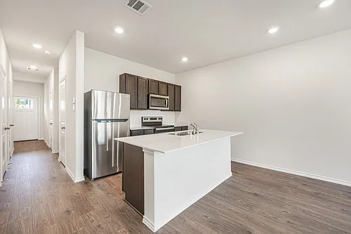 3211 Anna St Photo 1