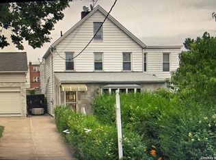 71-27 72nd Pl, Ridgewood, NY 11385