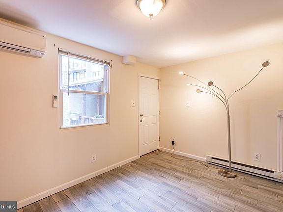 5th image of 211 W Stiles St