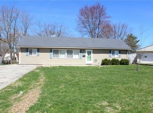 635 Park Dr, Greenwood, IN 46143