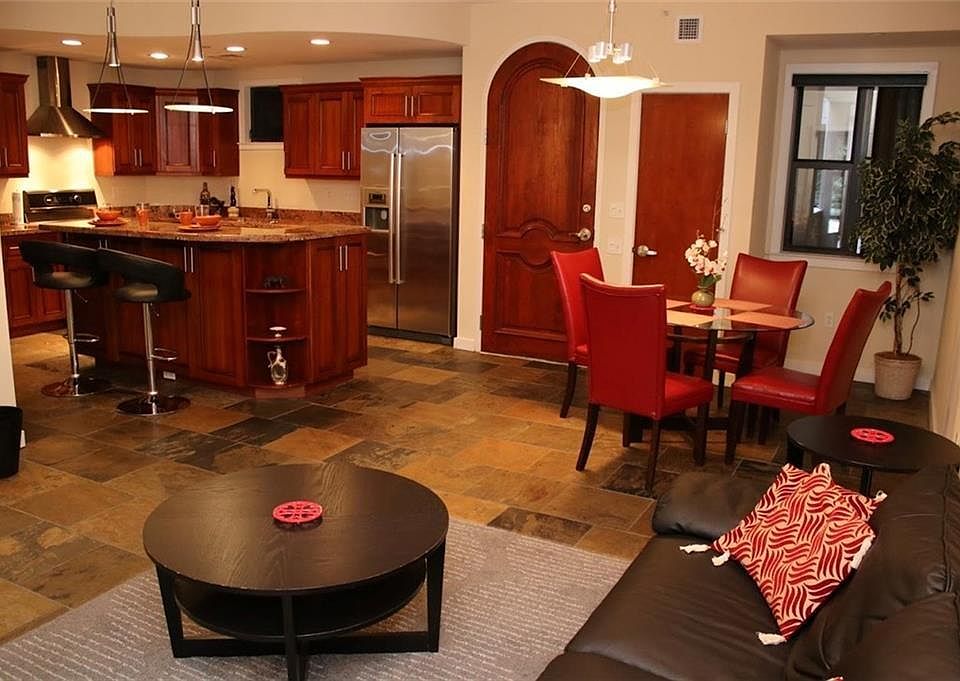 1st image of 1812 West Ave Suite 109