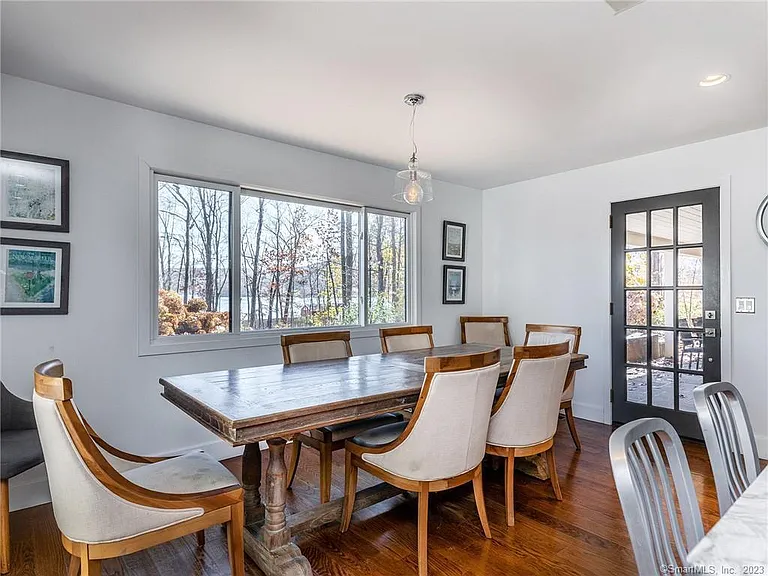 321 W Shore Rd — Photo 10