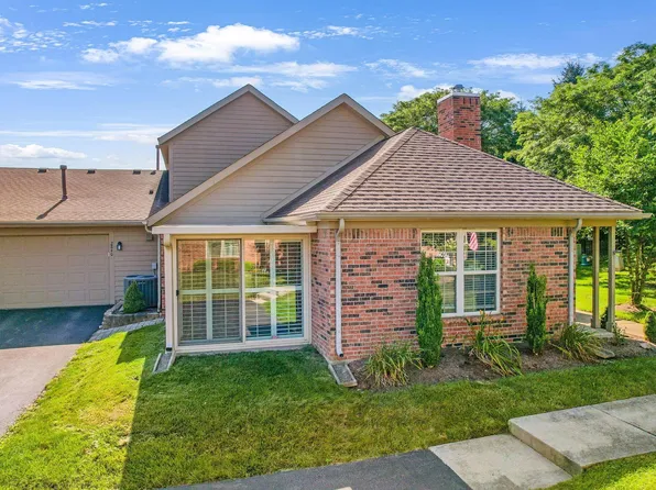 2840 Laurel Wind Blvd, Lewis Center, OH 43035