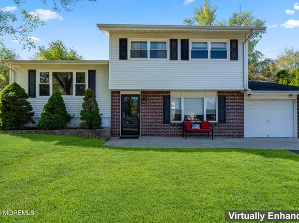 67 Rhode Island Drive, Jackson, NJ 08527