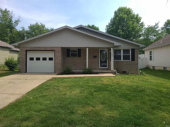 605 E Maple St, Boonville, IN 47601